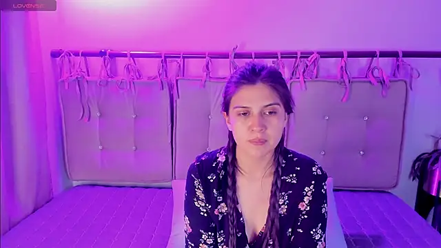 julianaaldanaa's Live XXX Chat