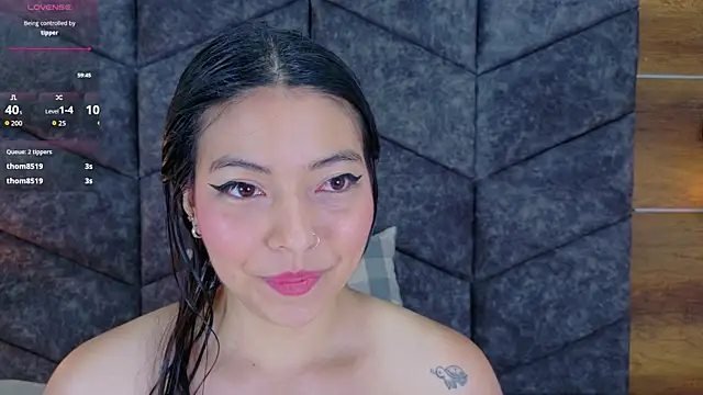 Chat XXX en directo de AnnieRouse__