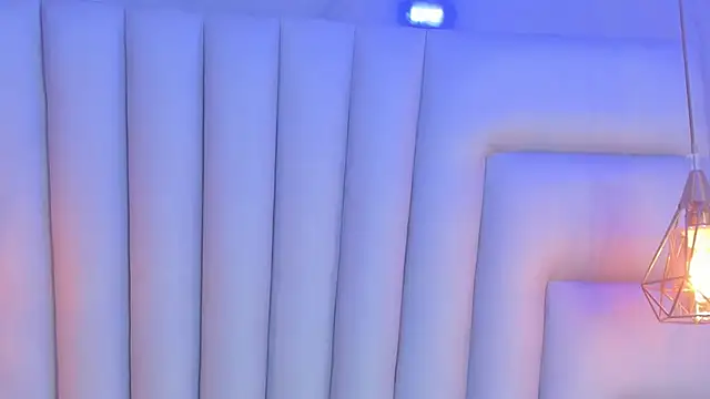 Živý XXX chat AngelaaCute_