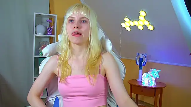 Chat XXX en directo de HannahHollis