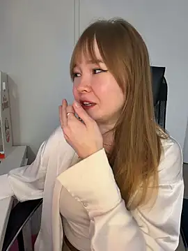 BellaKorth's Live XXX Chat