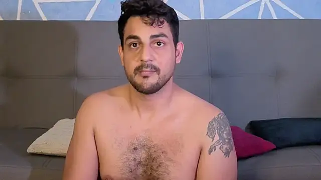 david_oliveira's Live XXX Chat