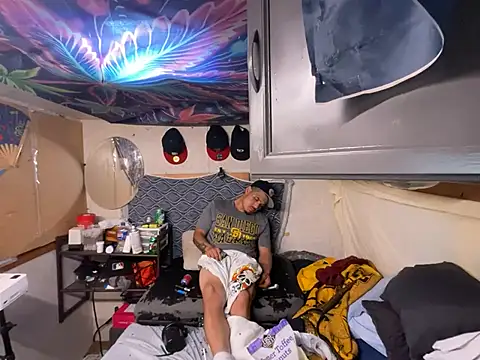 OmarSalasxh33's Webcam Show