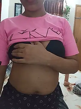 צ'אט XXX בשידור חי של Tanha18