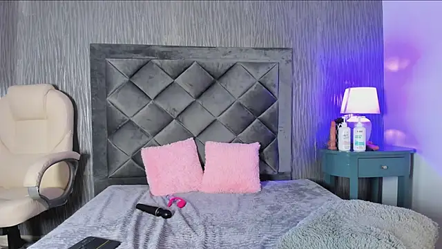 Ashly_bloom_'s Live XXX Chat