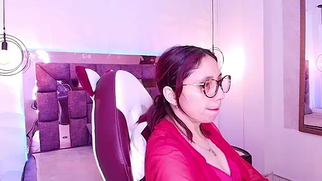 Chatroom XXX en direct de stephaniesun_