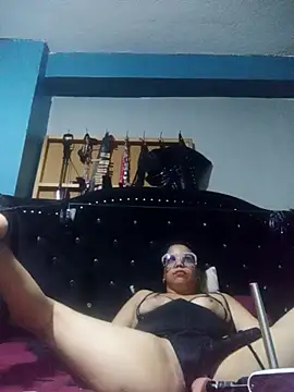 August-Sophie – Live XXX-chat