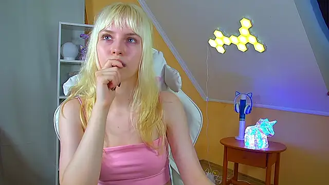 HannahHollis – Naživo XXX chat