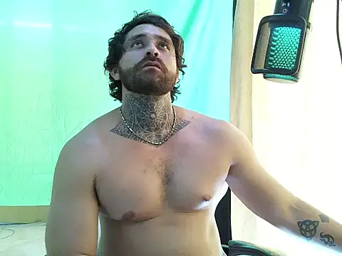 aronmiller404 Webcam-Show