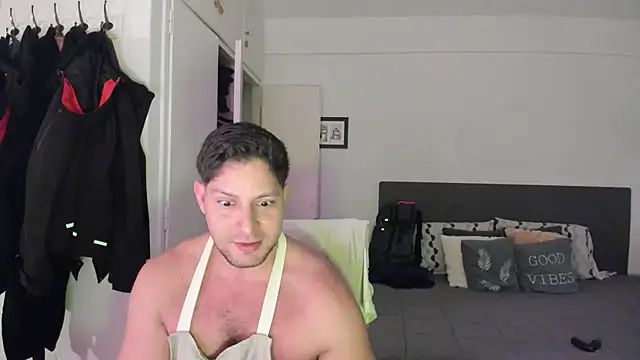 XXX chat uživo modela mr_almo