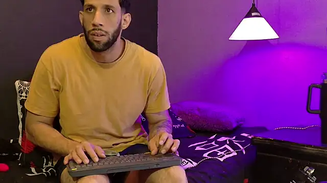 Chatroom XXX en direct de Karim_mansur