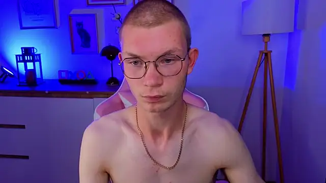Вебкам-шоу justleo__