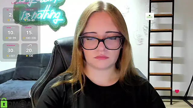 JuliNy_x Chat XXX live