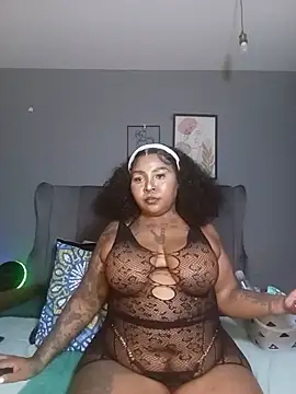 RealMsPEARLsEXY69's Live XXX Chat