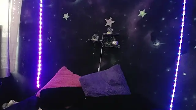 DaisyMoon_ Live XXX Chat