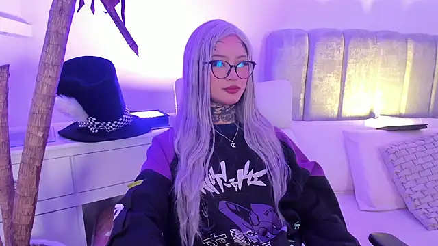 Chatroom XXX en direct de doll__bella