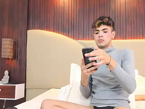 Chat +18 de Ares_B2026 ao vivo