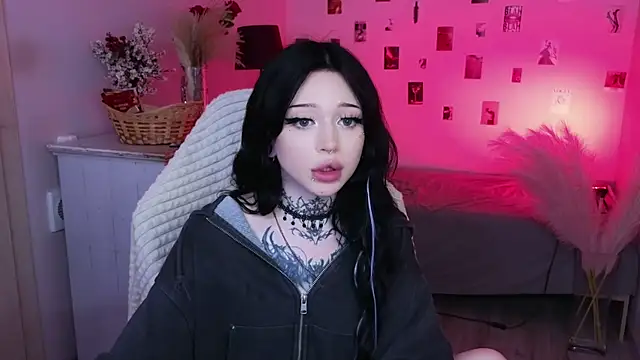 Emma_Kirks Chat XXX live