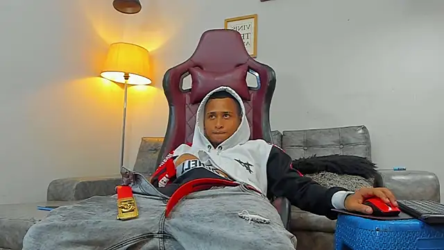 supreme_badboy2n Live XXX chat