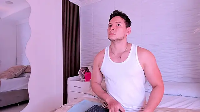 Izui_Pierce Chat XXX in diretta