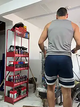 Živý XXX chat Paul22cm-
