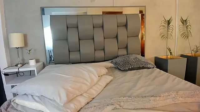 XXX chat uživo modela Charlie___Musk