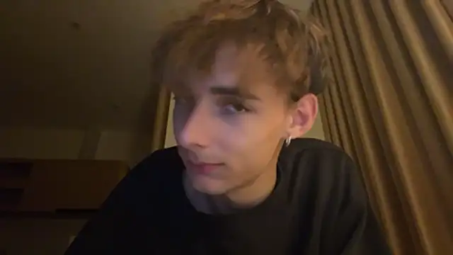 YourLucius' Live XXX Chat
