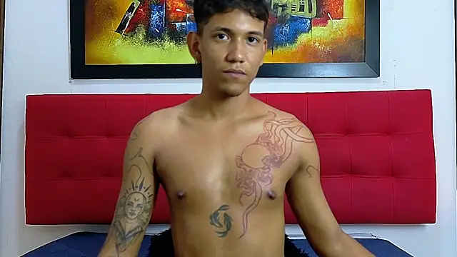_Benjamin11 Live XXX Chat