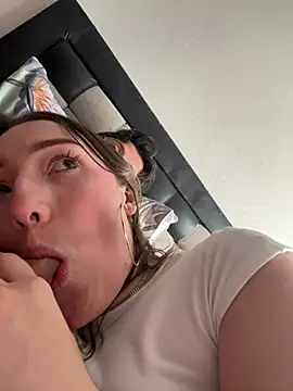 Chat XXX en directo de Valery_Salmons
