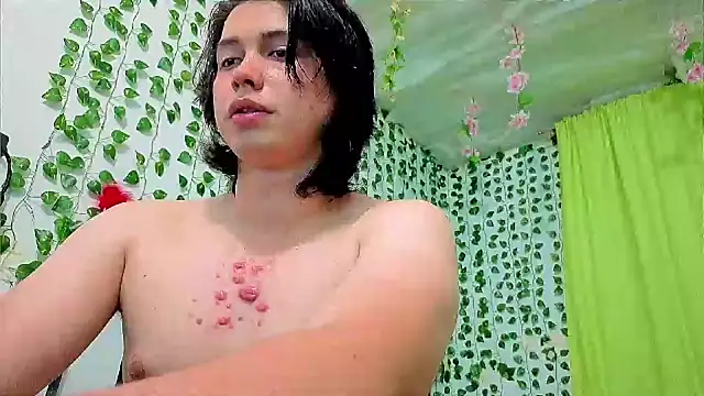XXX chat uživo modela Andy_gray
