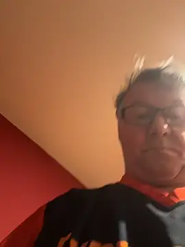 Chatroom XXX en direct de capitaine111