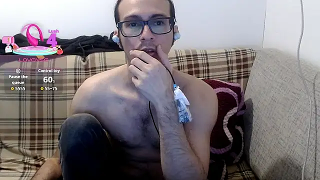 cholitohermoso Chat XXX live