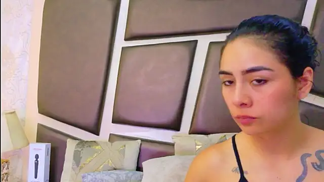 NicoleEsposito Chat XXX in diretta