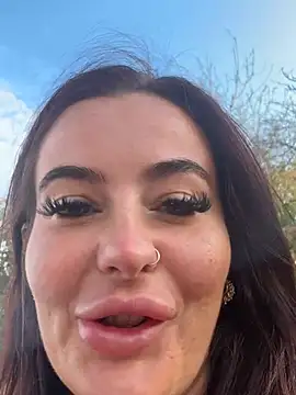 Chat +18 de ScarlettSChat ao vivo