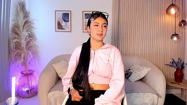 Czat XXX na żywo – Bella_rochee