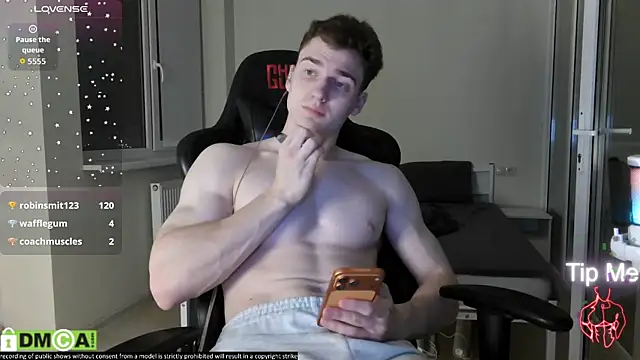 Chatroom XXX en direct de WizLoverr