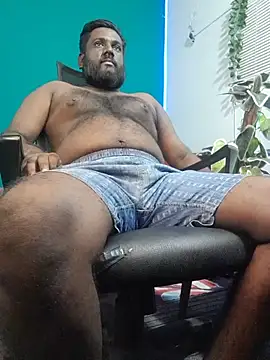 Chatroom XXX en direct de Rayansmith_