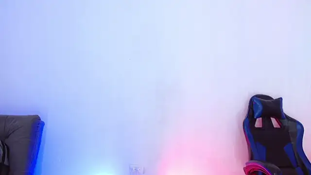 Chat +18 de caius_bigcock1 ao vivo