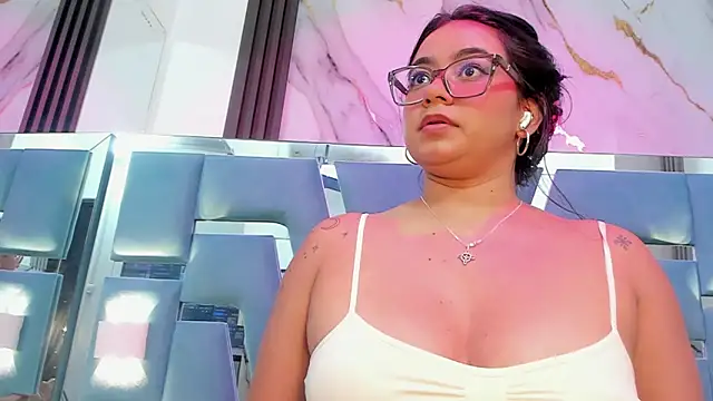 miilaklum Chat XXX in diretta