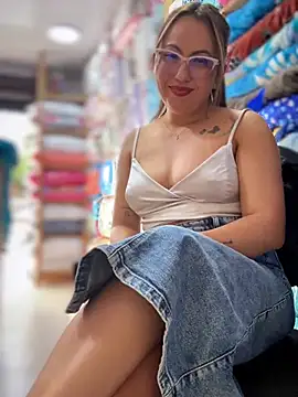 Chat +18 de VIOLETA-25_ ao vivo
