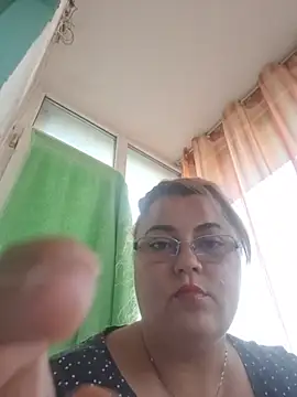 nikoleadina's Live XXX Chat