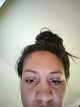 Tiphanydirty3 Adlı Modelin Canlı XXX Sohbeti