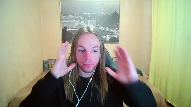 AdamDickens: διαδικτυακό σόου στην κάμερα