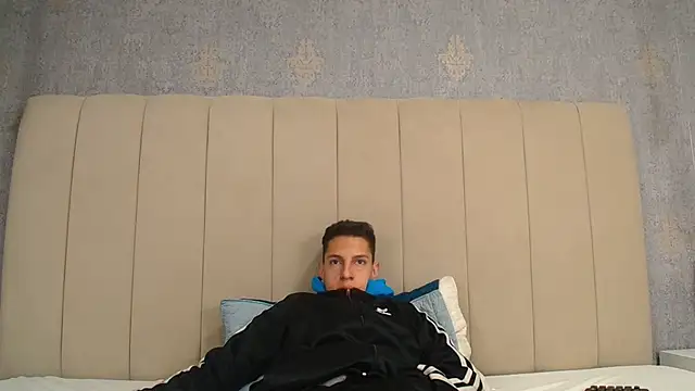 thiago19s 라이브 XXX 채팅