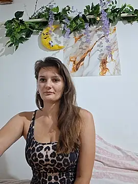 Chat +18 de Nika_aa ao vivo