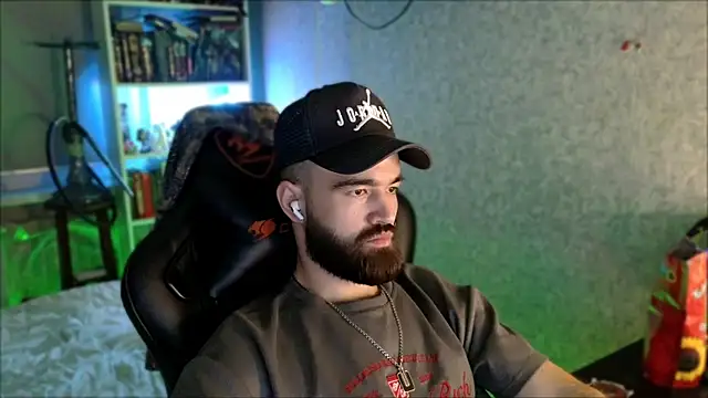 Chatroom XXX en direct de _Serious_Man