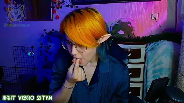دردشة TrickyKitsune الجنسية المباشرة