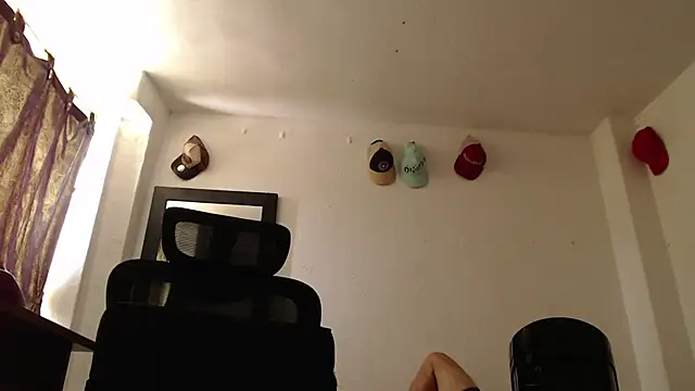 cloudsxxx Chat XXX in diretta