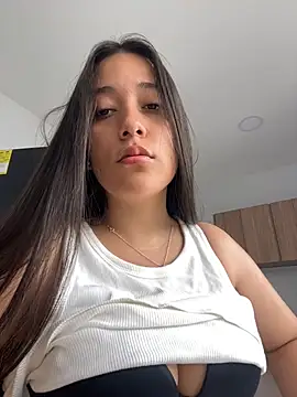 Nhefertary Adlı Modelin Canlı XXX Sohbeti