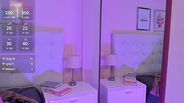 HollyBloom_ Live XXX-Chat